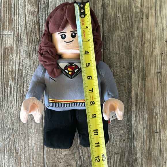 Harry Potter Hermione Granger LEGO Plush, 11 Inches - Picture 10 of 10